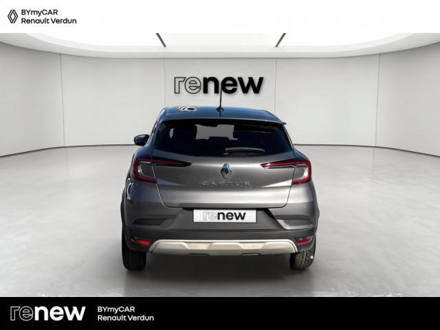 Renault Captur image 2