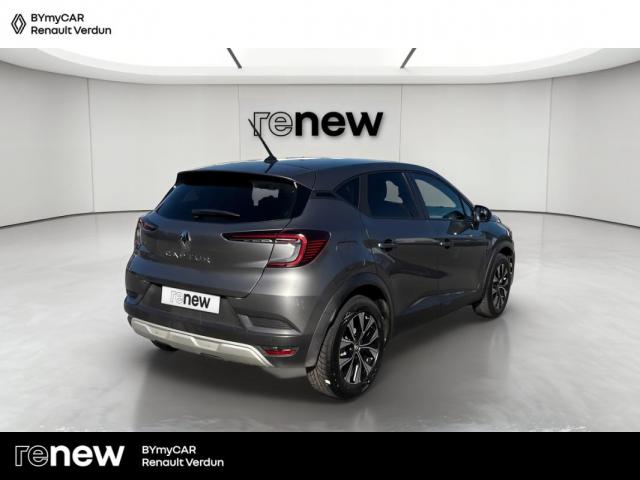 Renault Captur image 1