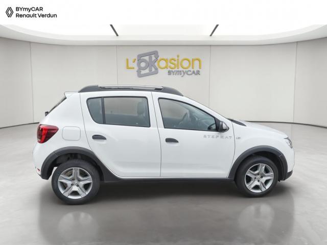 Dacia Sandero image 2