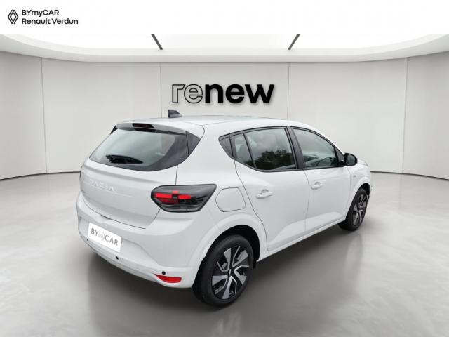 Dacia Sandero image 1