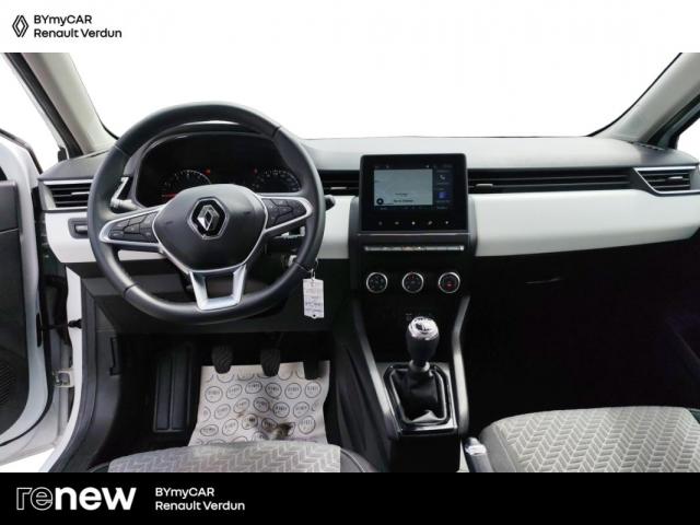 Renault Clio image 9