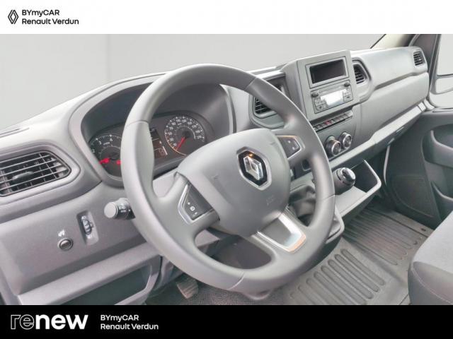 Renault Master image 8