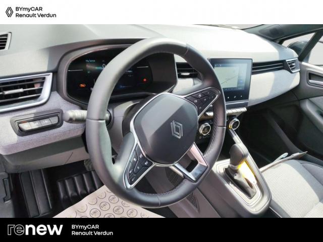 Renault Clio image 2