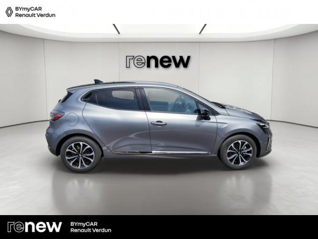 Renault Clio image 9