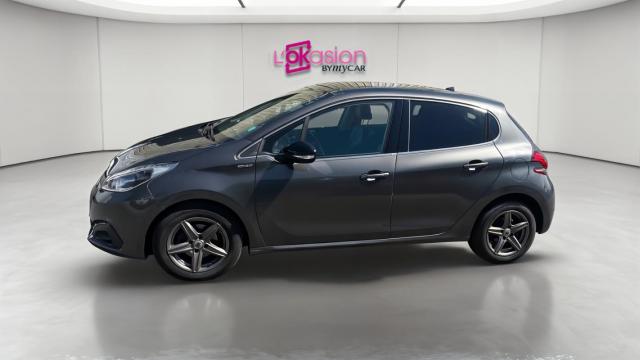Peugeot 208 image 6