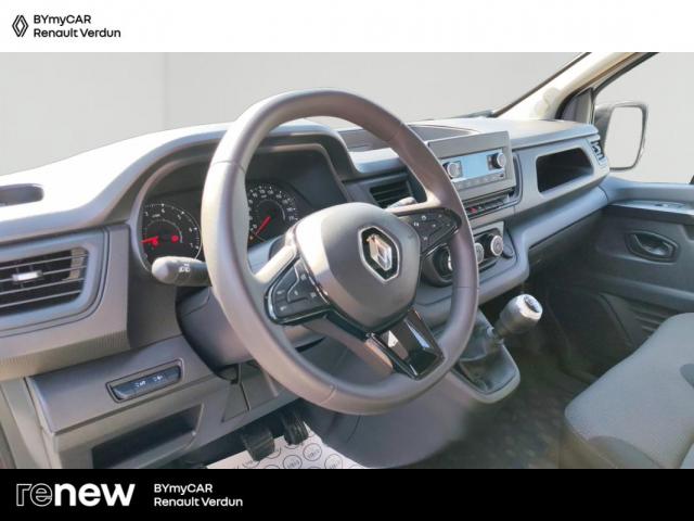Renault Trafic image 7