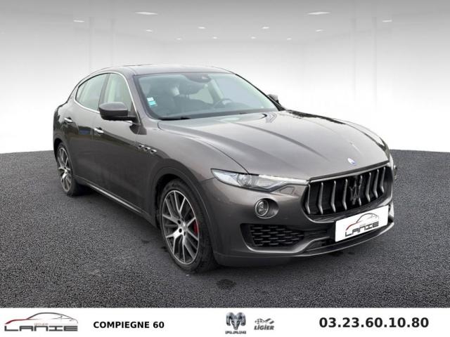 Maserati Levante image 9