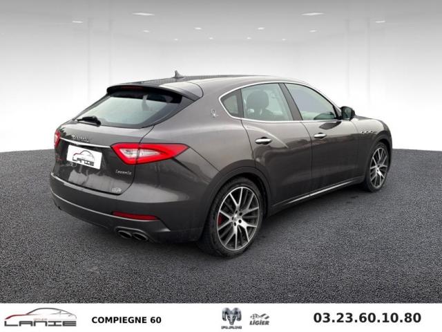 Maserati Levante image 6