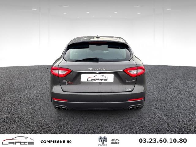 Maserati Levante image 3
