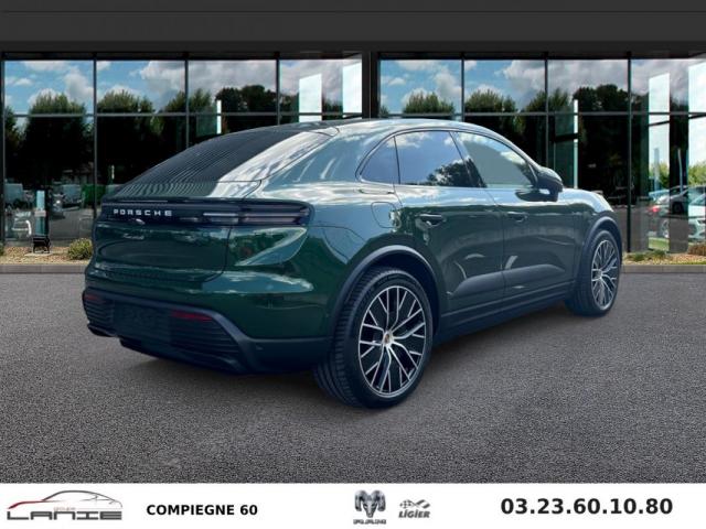 Porsche Macan image 1