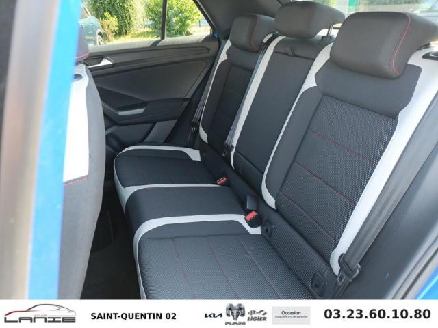 Volkswagen T-Roc image 9