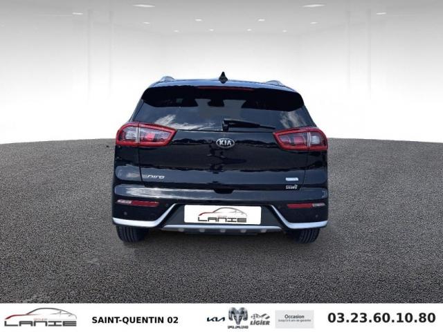 Kia Niro image 9