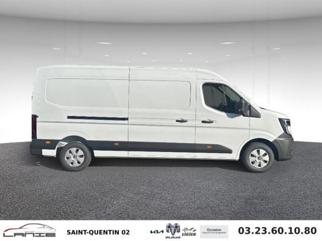 Renault Master image 1