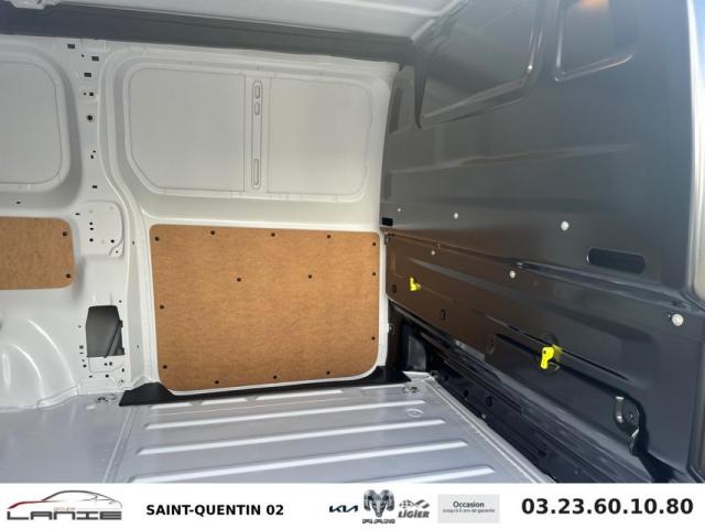 Citroen Jumpy image 8