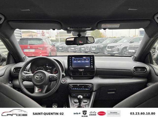 Toyota Yaris image 8