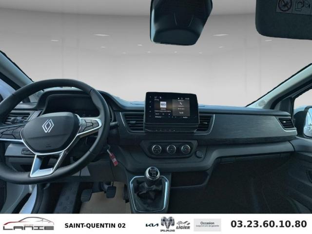Renault Trafic image 8