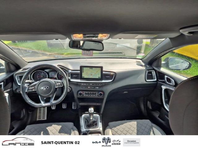 Kia Cee'D_sw image 1