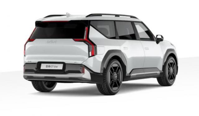 Kia Ev9 image 1