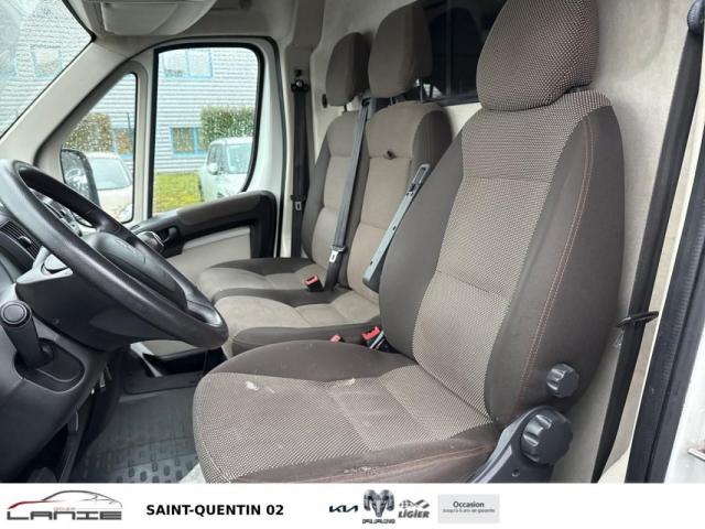 Peugeot Boxer image 1