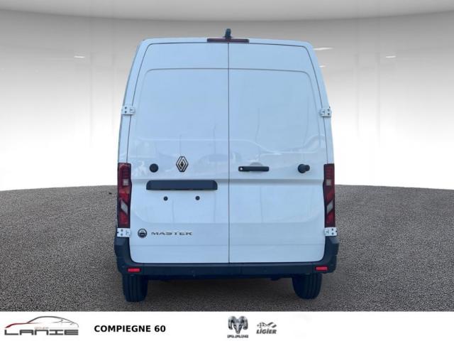 Renault Master image 9