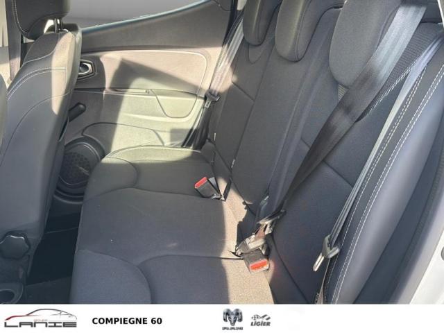 Renault Clio image 2