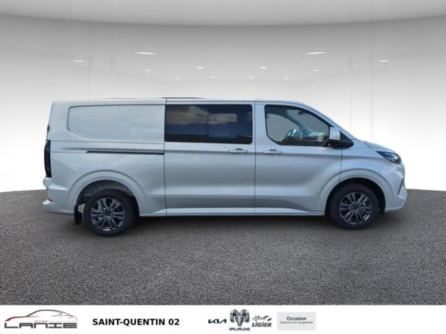 Ford Transit Custom image 3