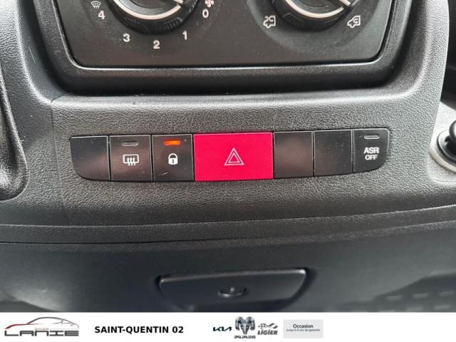 Peugeot Boxer image 3