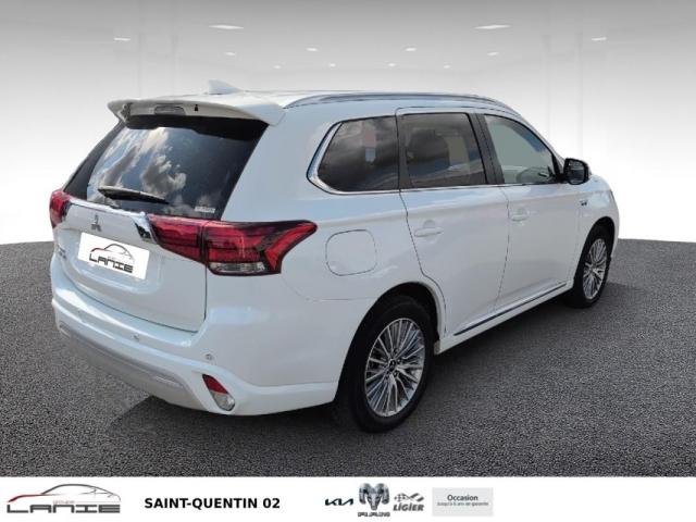 Mitsubishi Outlander Phev image 3