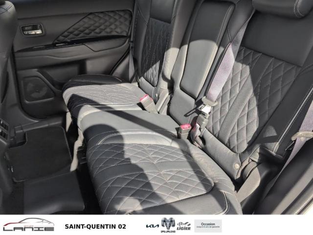 Mitsubishi Outlander Phev image 9