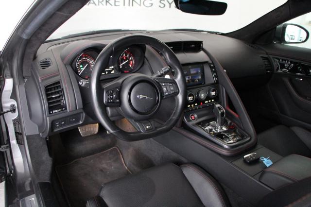 Jaguar F-Type image 1