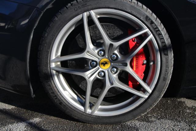 Ferrari California image 3