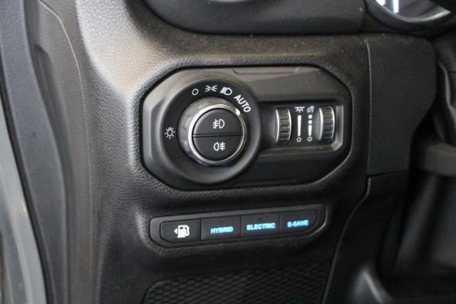 Jeep Wrangler image 9