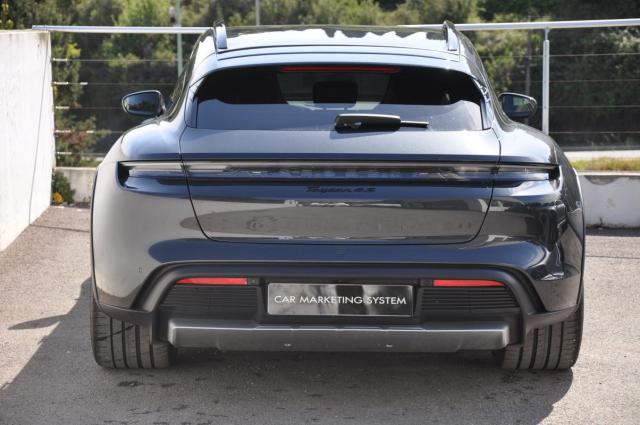 Porsche Taycan image 3