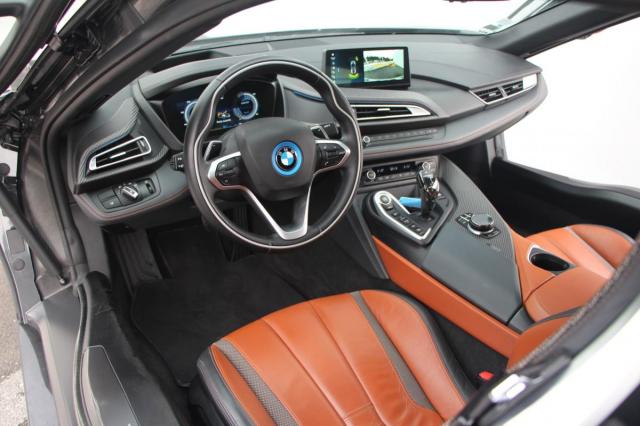 Bmw I8 image 4
