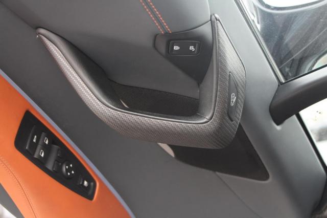 Bmw I8 image 7