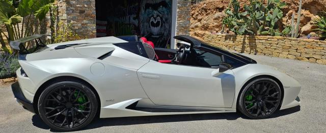 Lamborghini Huracán image 5