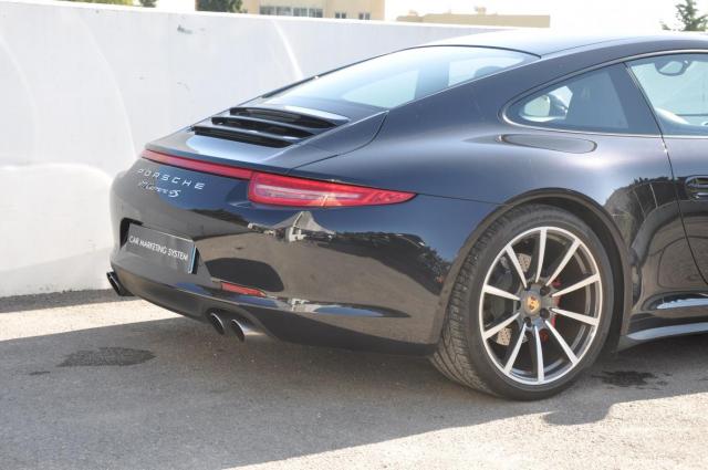 Porsche 911 image 9