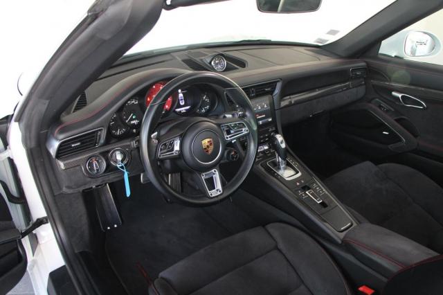 Porsche 911 image 1