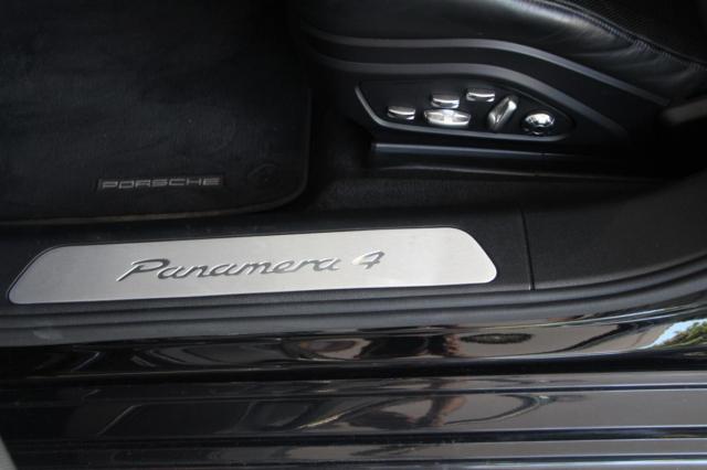 Porsche Panamera image 5