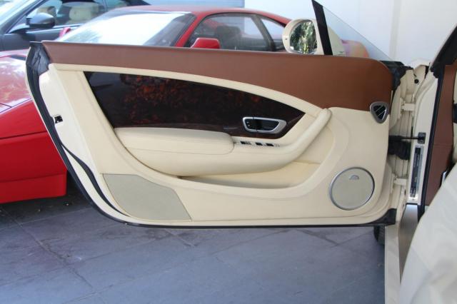 Bentley Continental Gt image 3