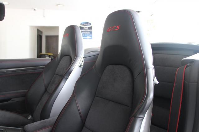 Porsche 911 image 5