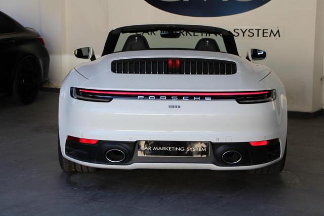 Porsche 911 image 1
