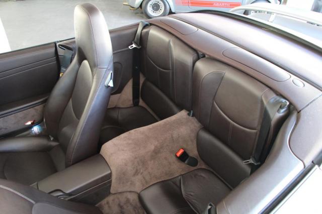 Porsche 911 image 7