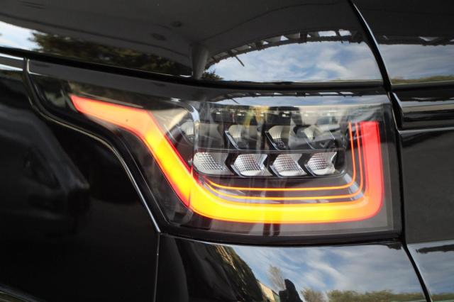 Land Rover Range Rover Sport image 4