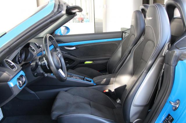 Porsche 718 image 8