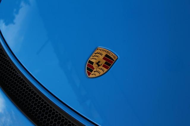 Porsche 718 image 9