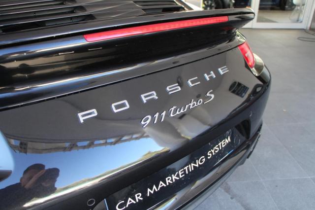 Porsche 911 image 2