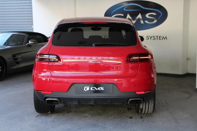 Porsche Macan image 3