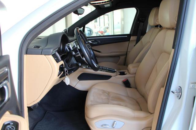 Porsche Macan image 1