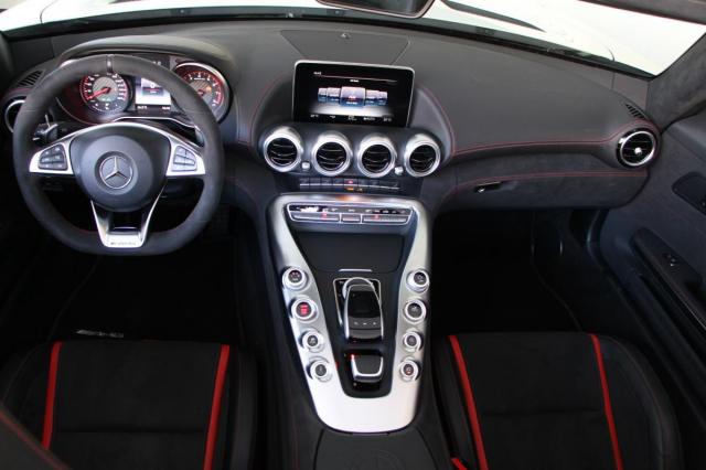Mercedes Benz Amg Gt image 8